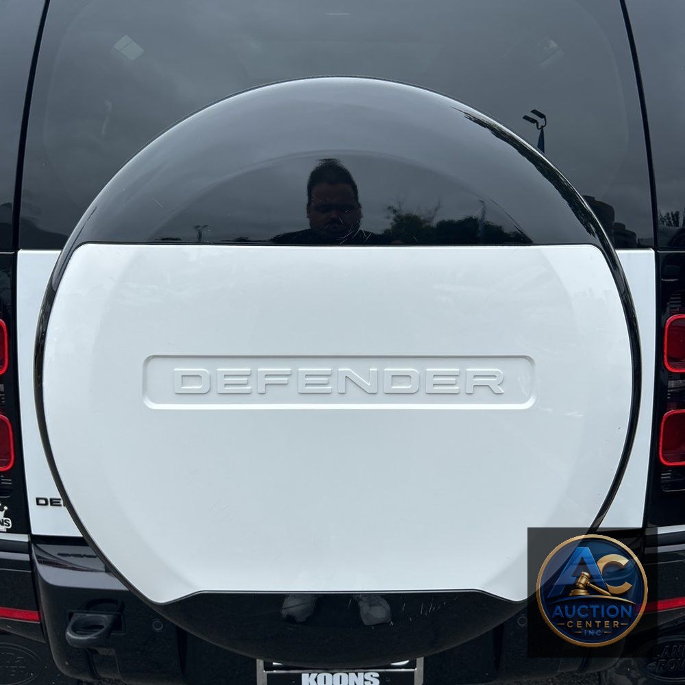 2024 Land Rover Defender 90 P400 X-Dynamic SE