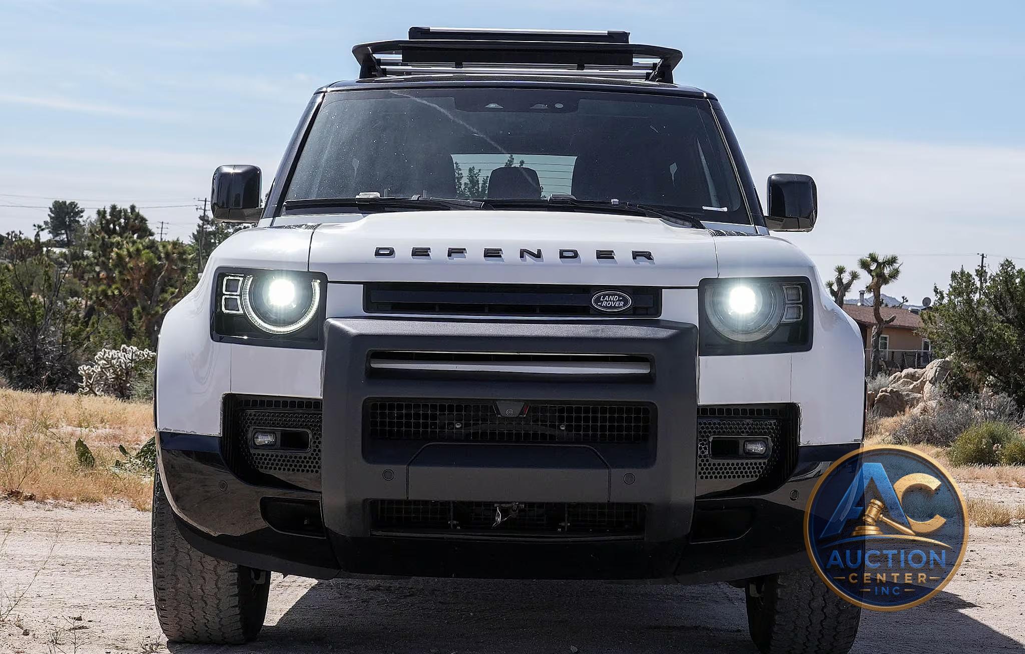 2023 Land Rover Defender 90 X-Dynamic SE Trophy Edition