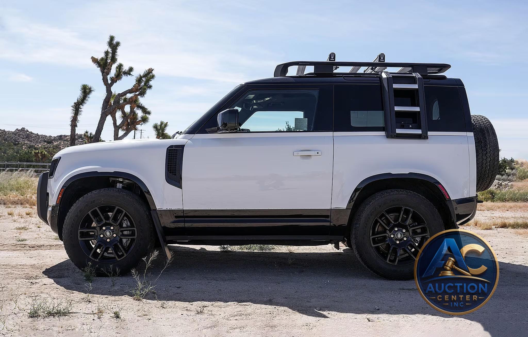 2023 Land Rover Defender 90 X-Dynamic SE Trophy Edition