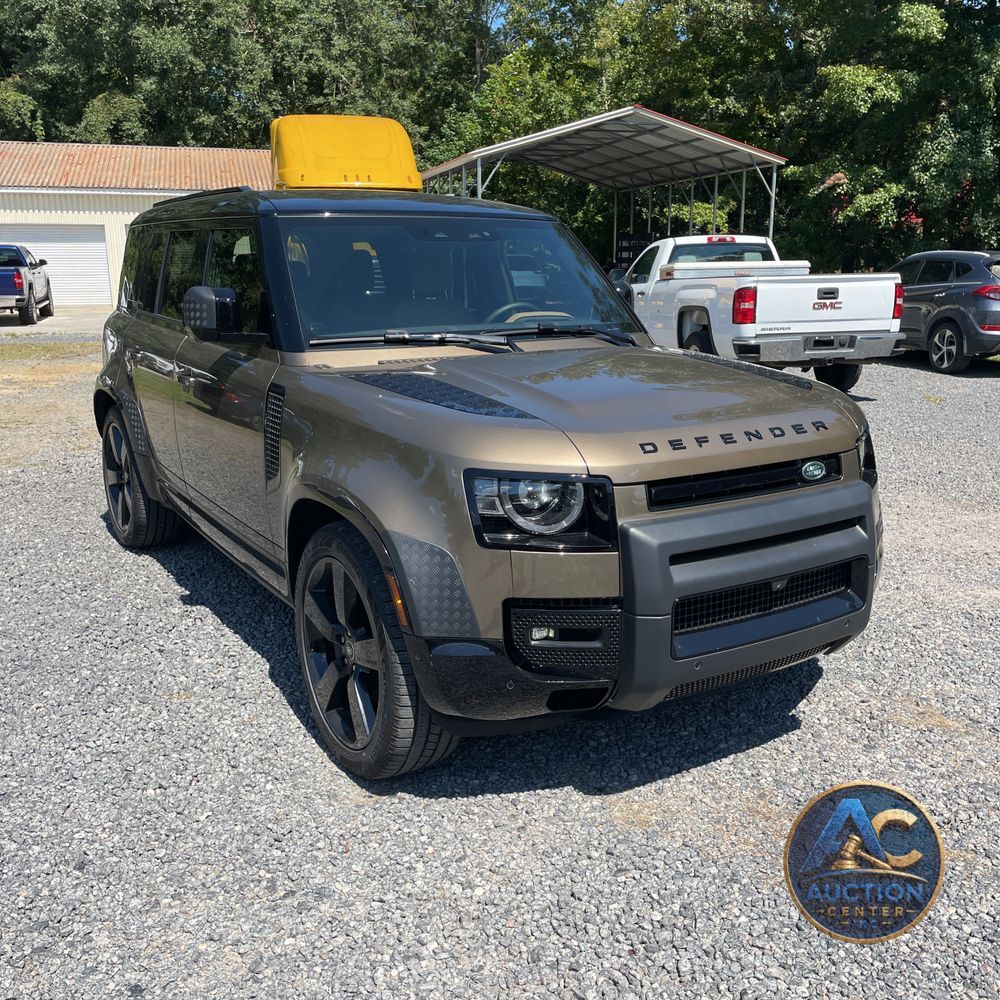 2025 Land Rover Defender 110 X-Dyn SE P400