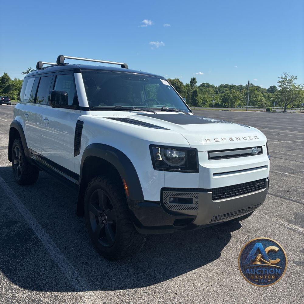 2023 Land Rover Defender 110 X-Dynamic SE