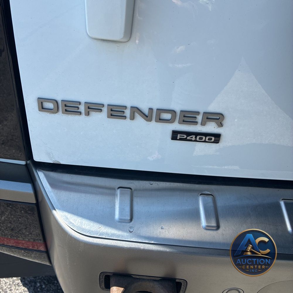 2023 Land Rover Defender 110 X-Dynamic SE