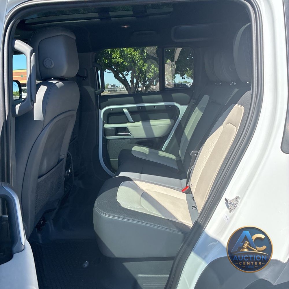 2023 Land Rover Defender 110 X-Dynamic SE