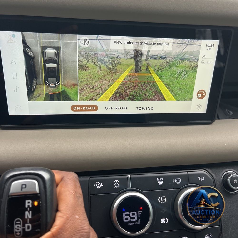 2022 Land Rover Defender 110 X-Dynamic SE