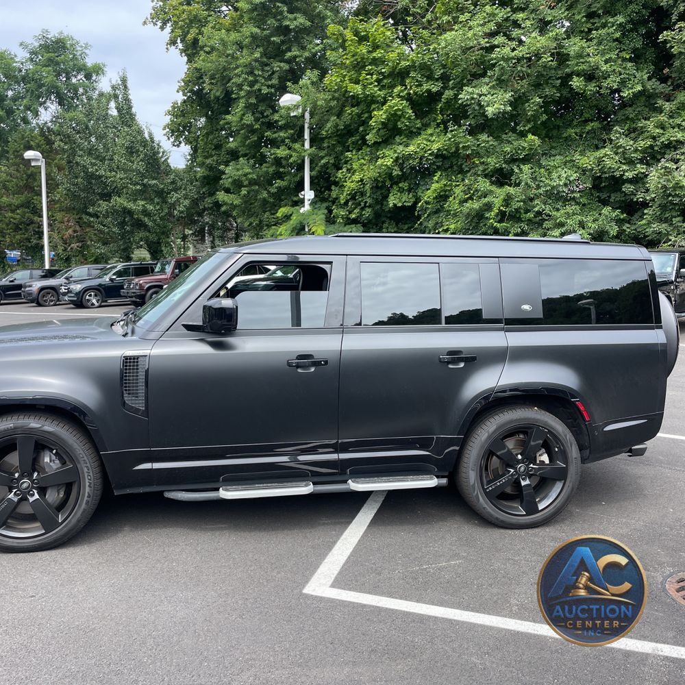 2024 Land Rover Defender 130 X-Dyn SE P400
