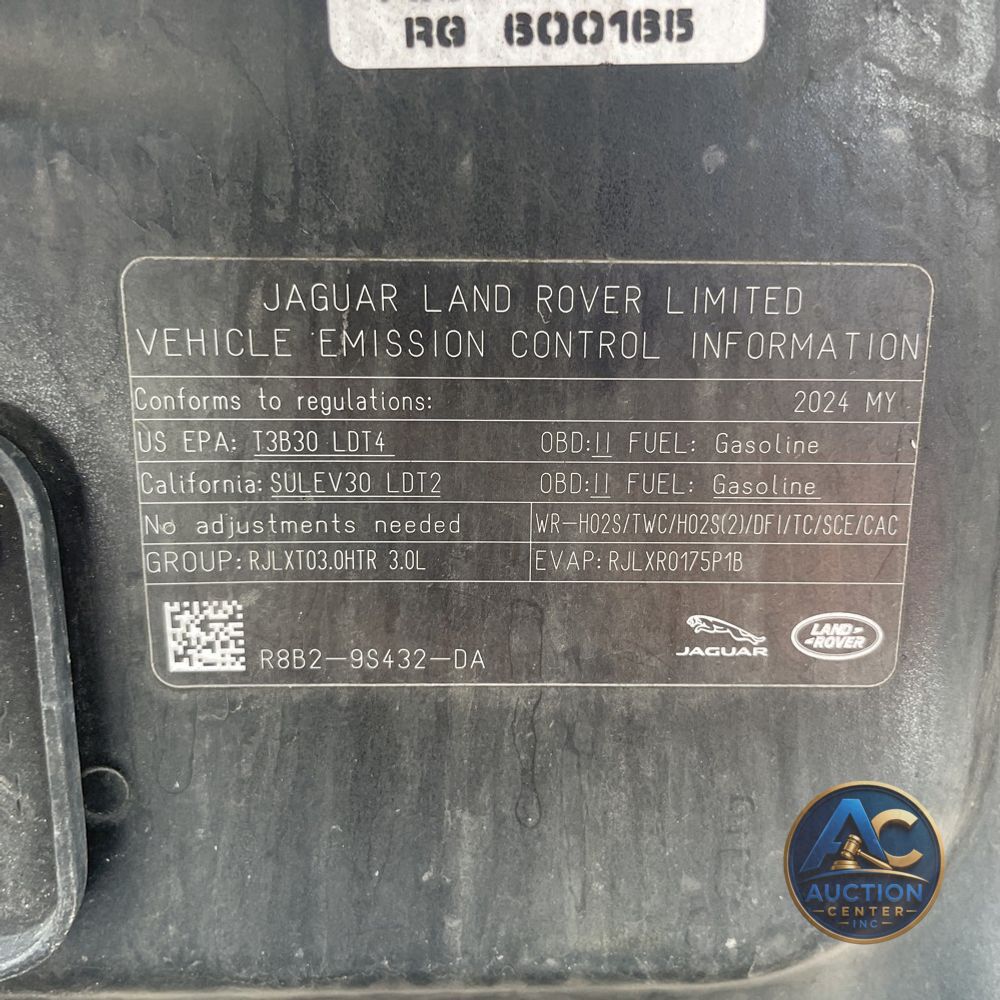 2024 Land Rover Defender 130 X-Dyn SE P400