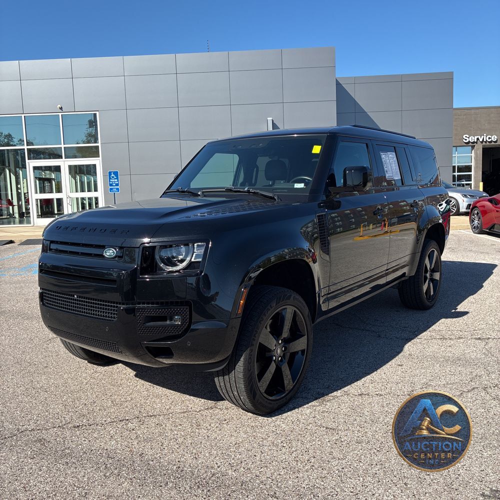 2024 Land Rover Defender 130 X-Dyn SE P400