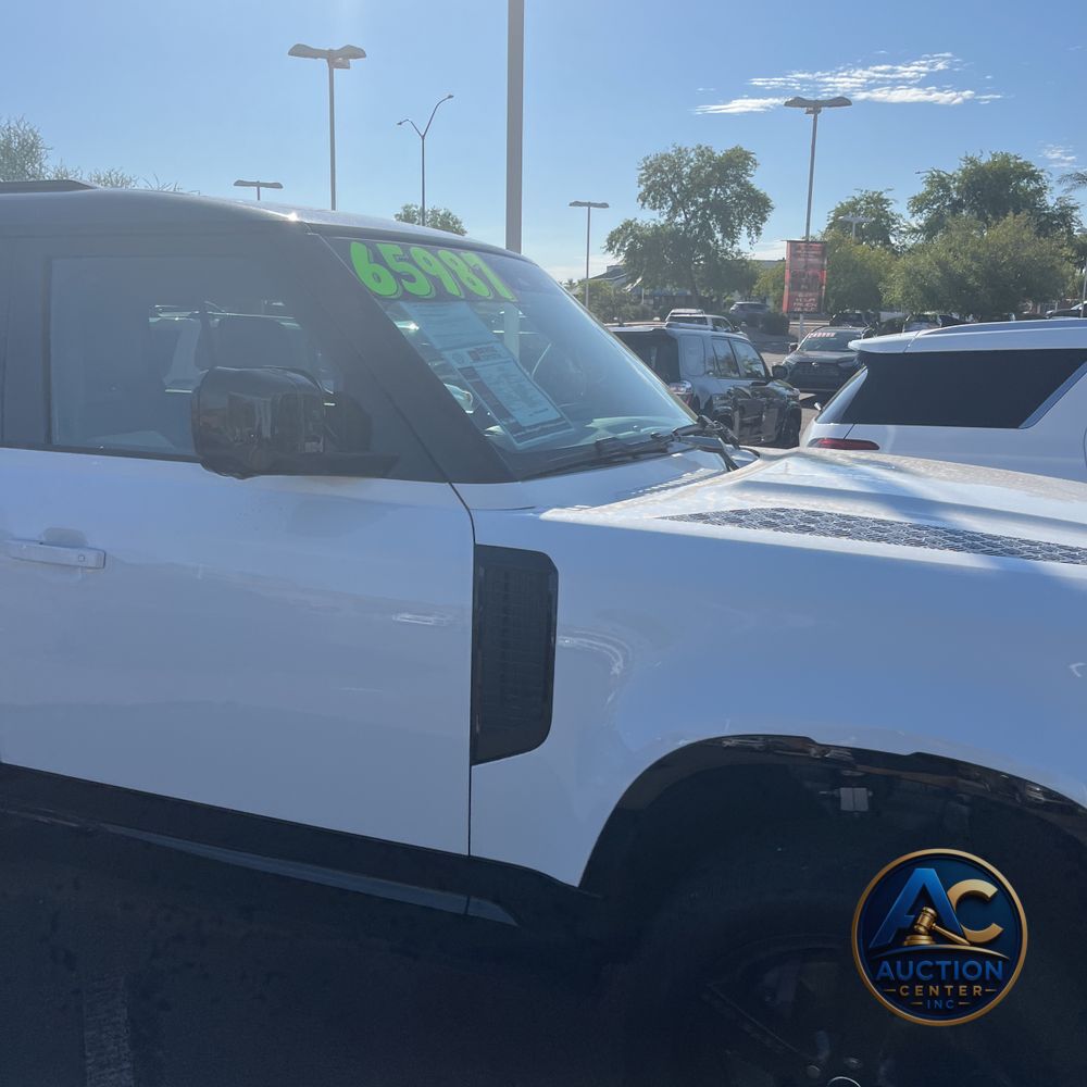 2024 Land Rover Defender 130 X-Dyn SE P400