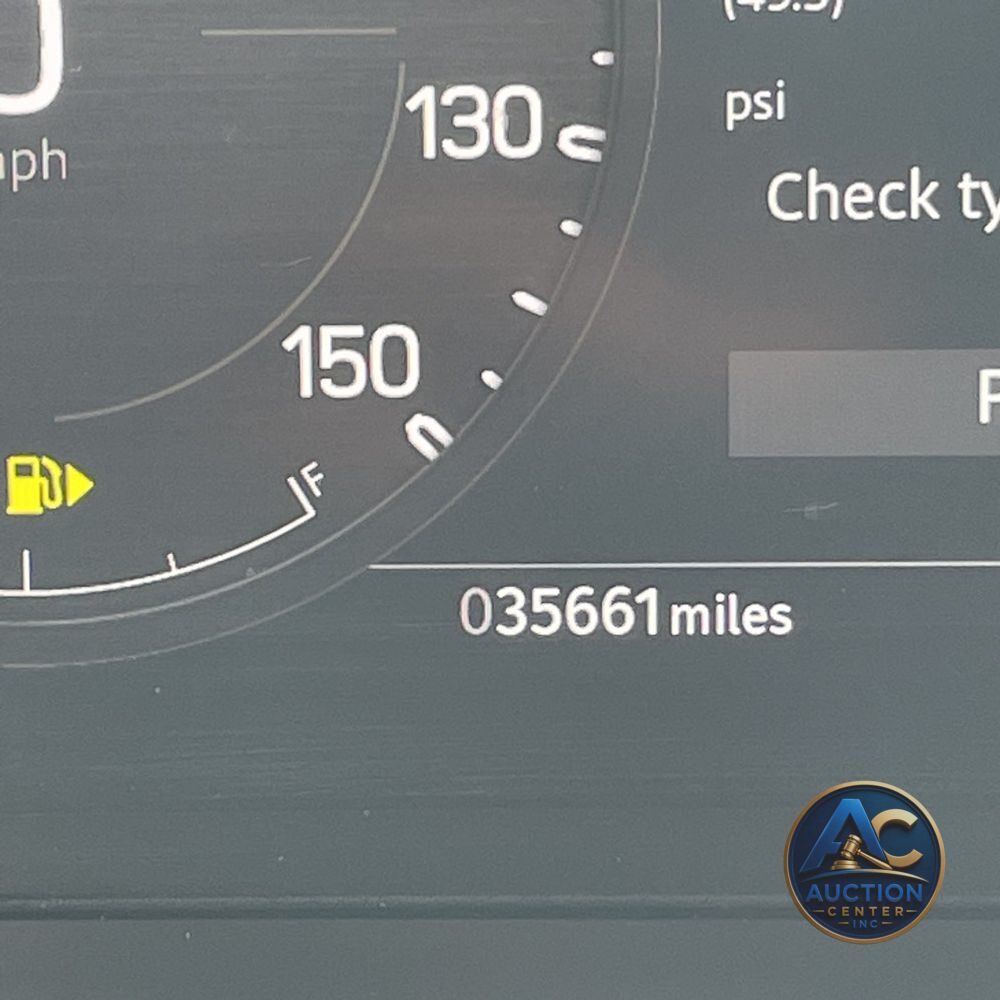 2024 Land Rover Defender 110 P400 S