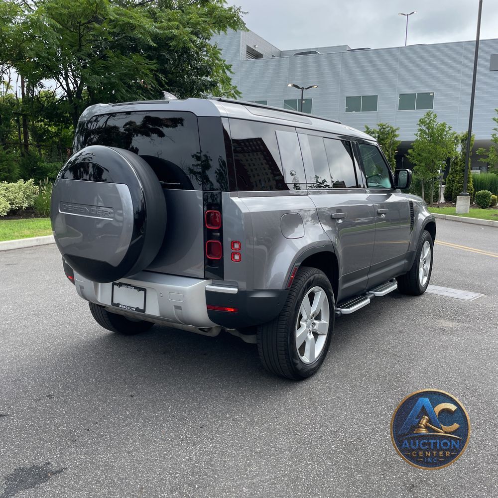 2024 Land Rover Defender 110 P400 S