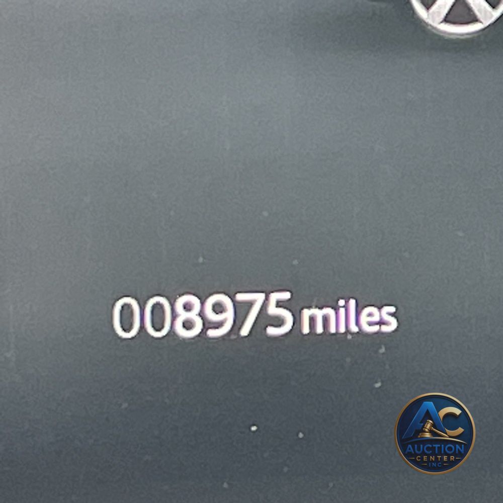 2024 Land Rover Defender 110 S P300