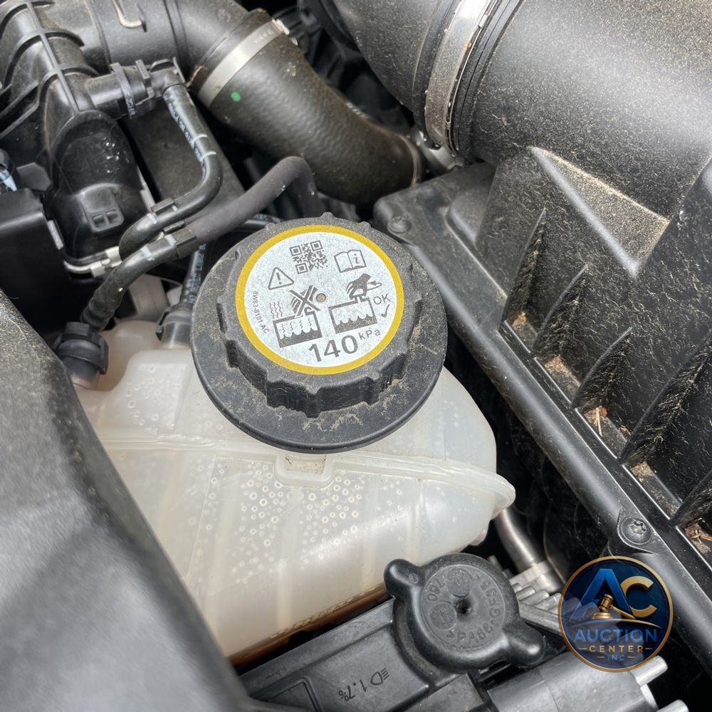 2024 Land Rover Defender 110 S P300