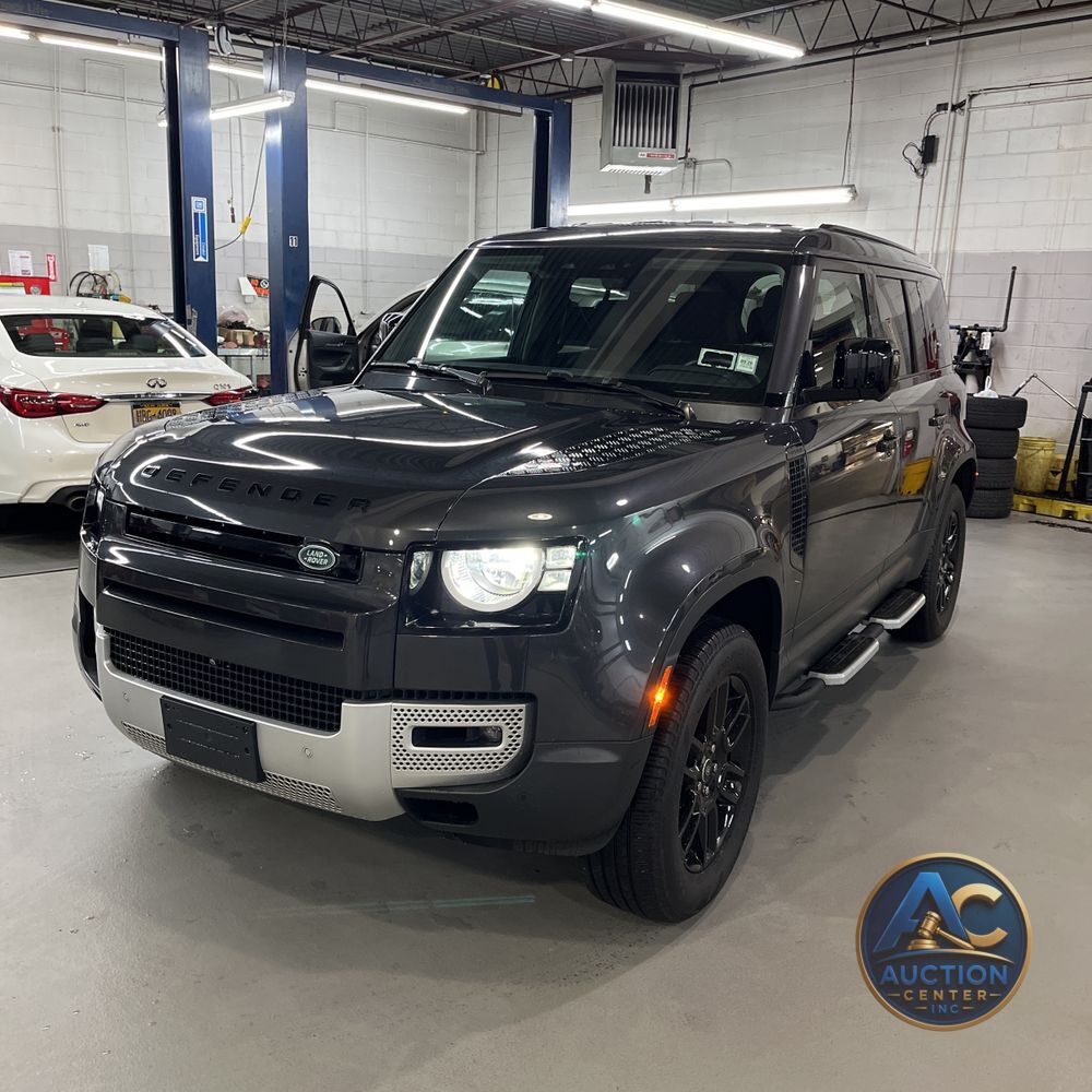 2023 Land Rover Defender 110 S