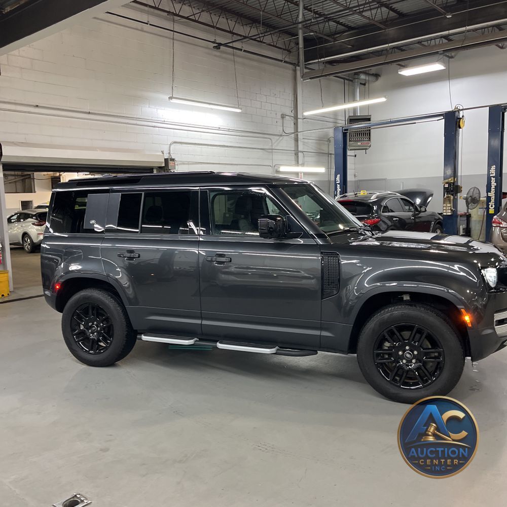 2023 Land Rover Defender 110 S
