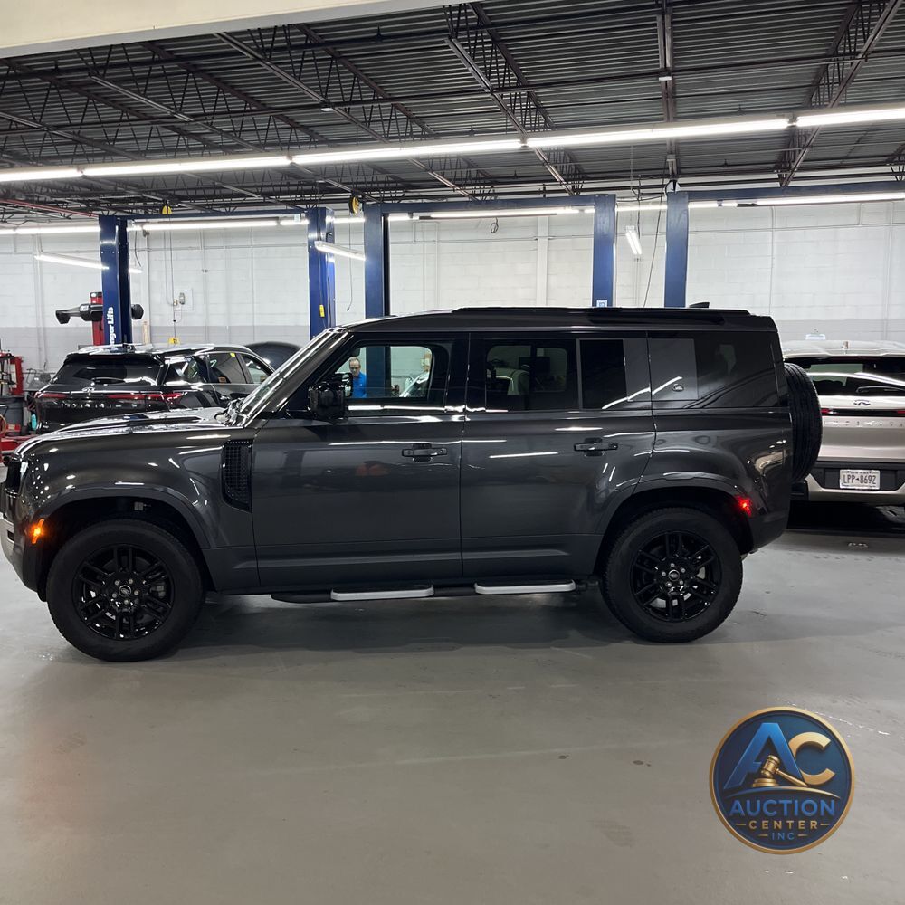 2023 Land Rover Defender 110 S