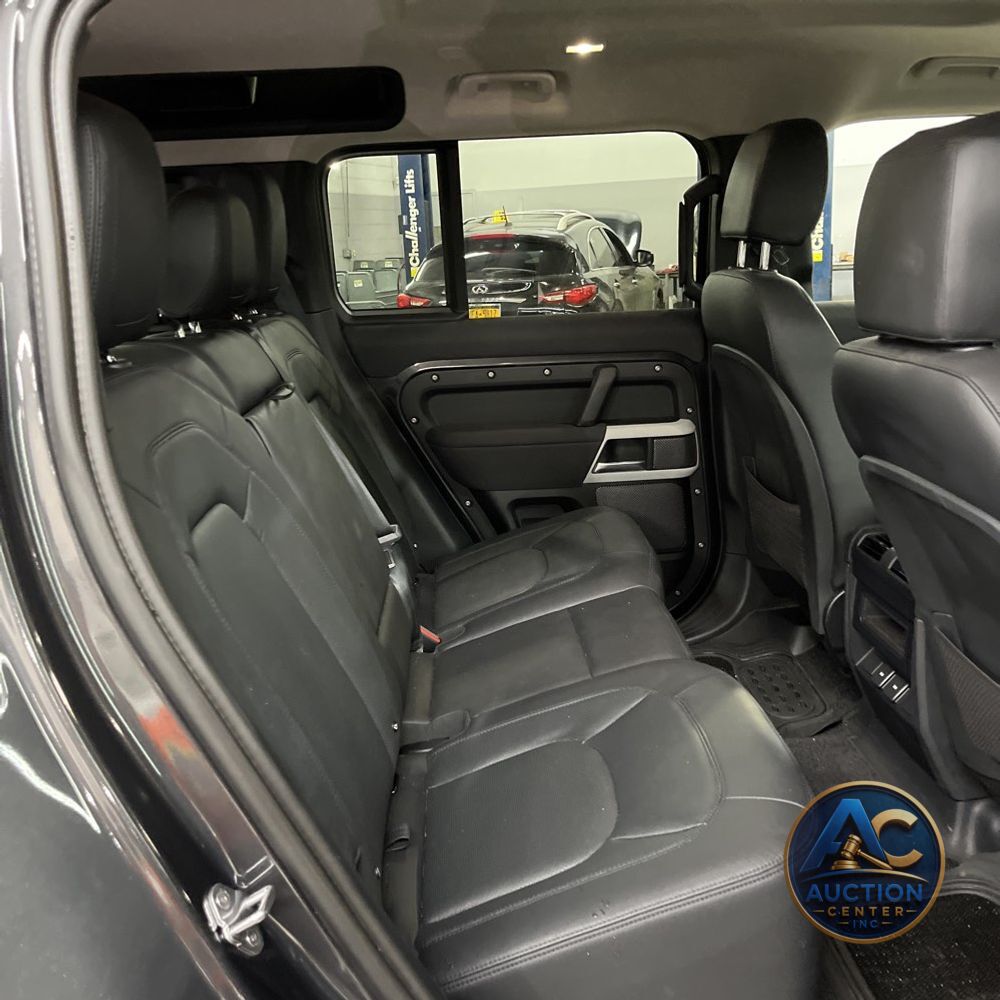2023 Land Rover Defender 110 S