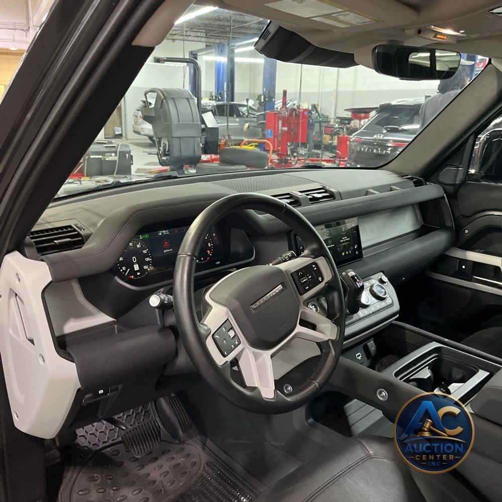 2023 Land Rover Defender 110 S