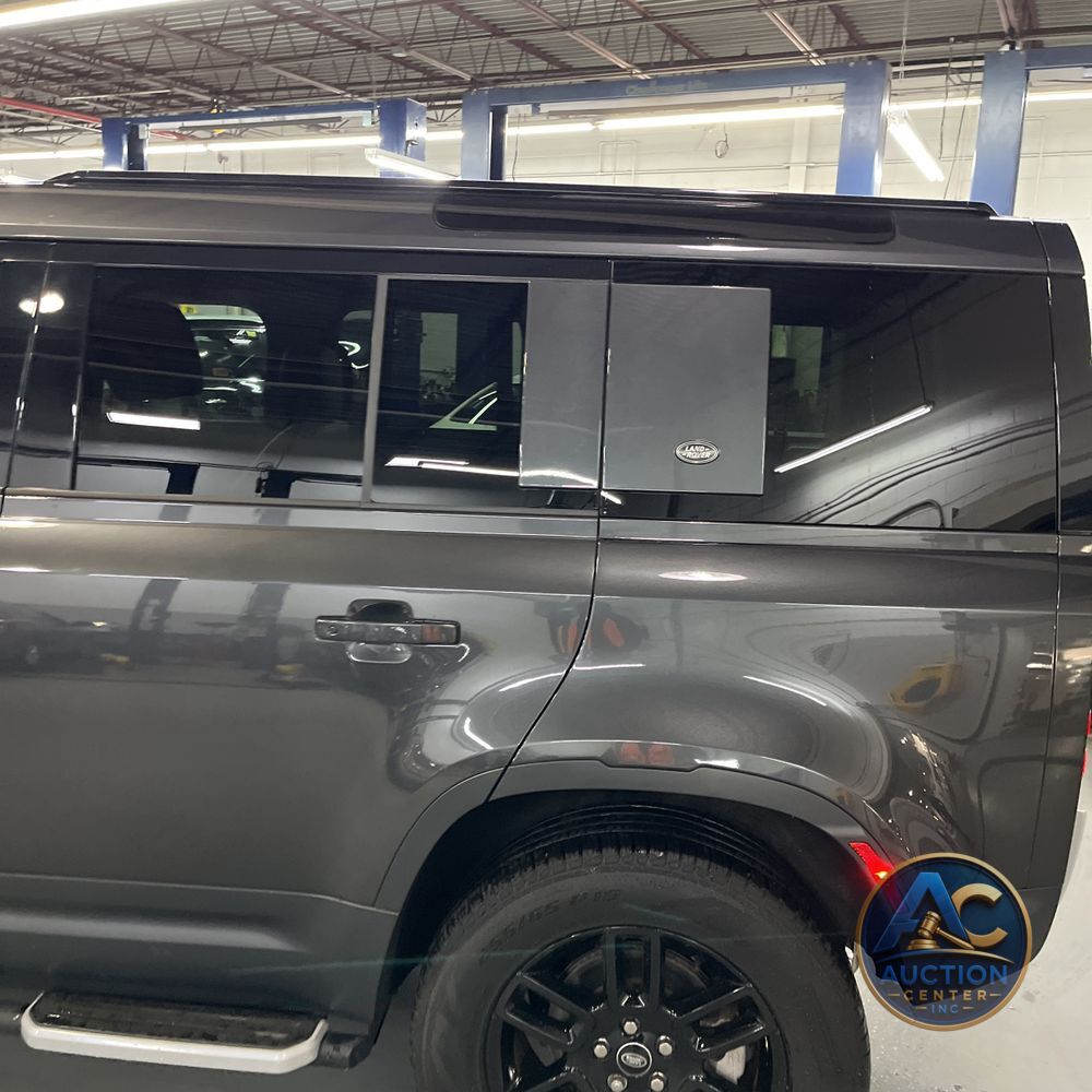 2023 Land Rover Defender 110 S