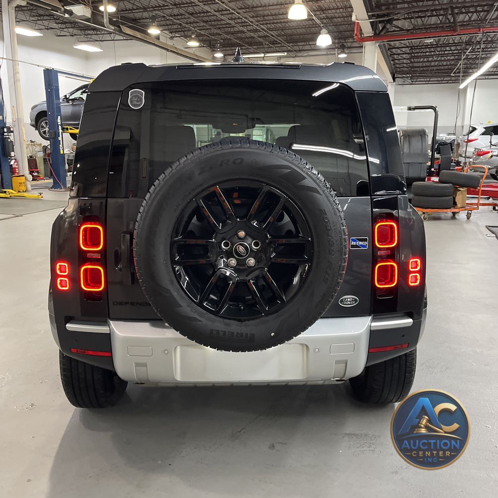 2023 Land Rover Defender 110 S