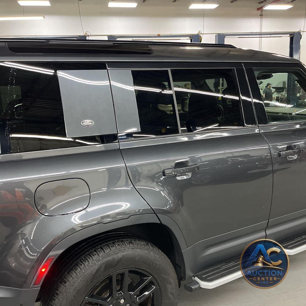 2023 Land Rover Defender 110 S