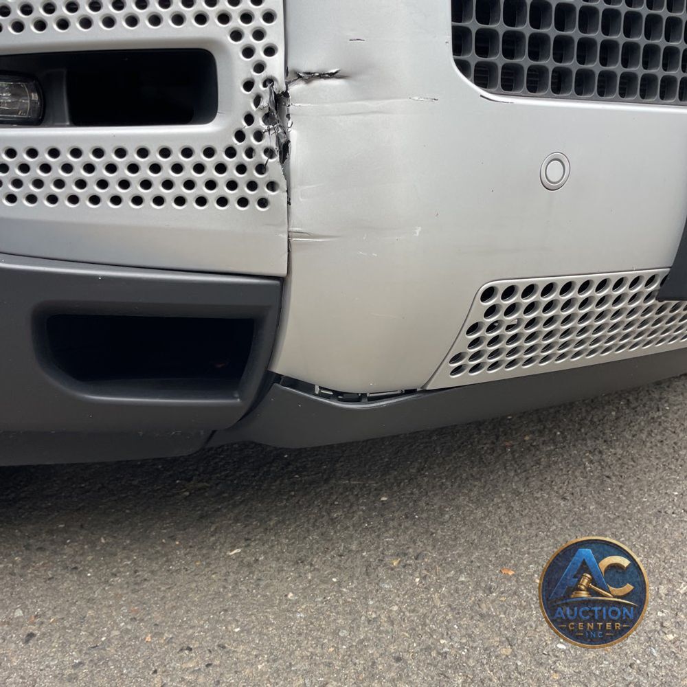 2024 Land Rover Defender 110 S P300