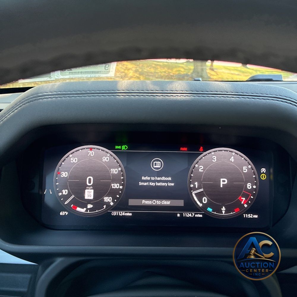 2025 Land Rover Defender 110 S P300