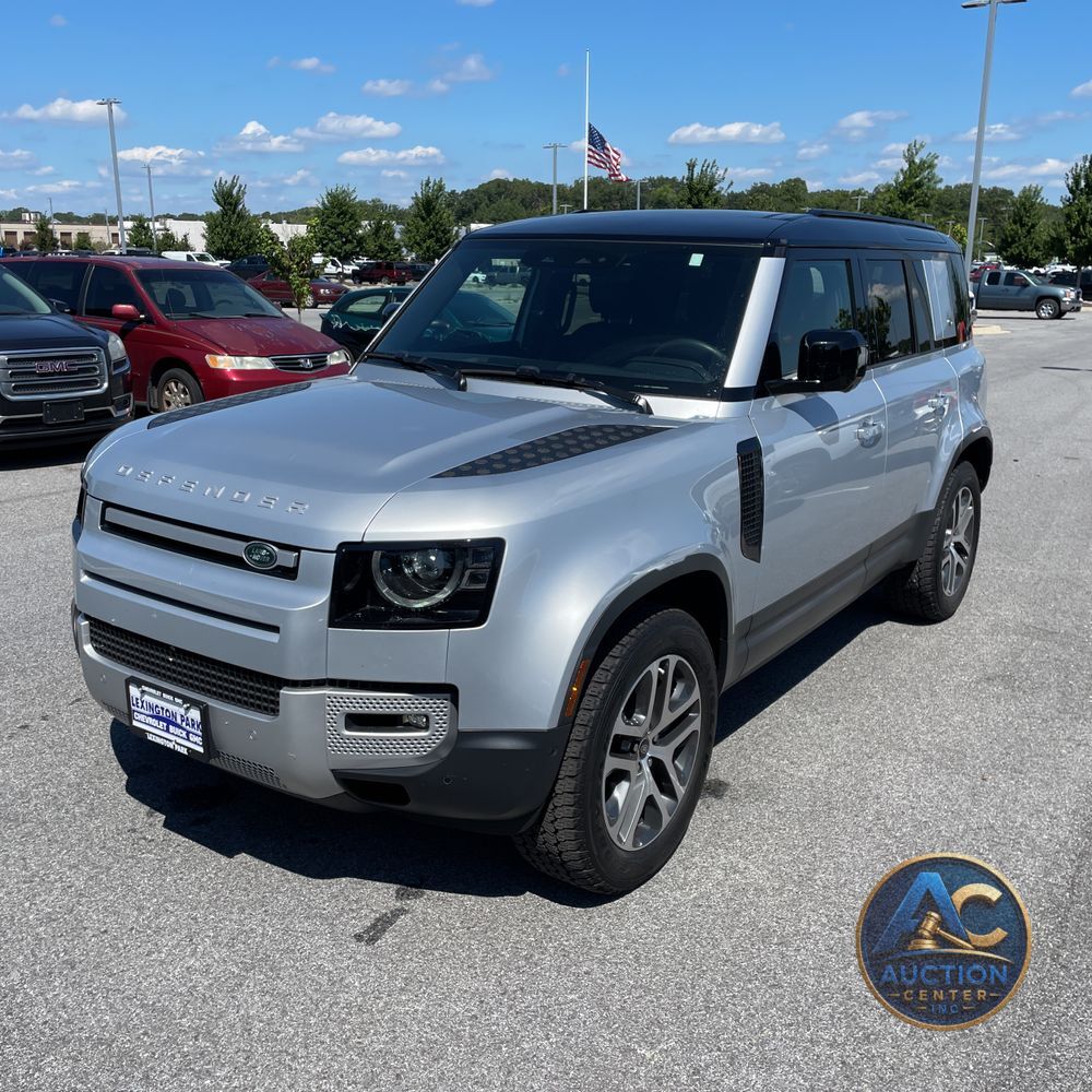 2024 Land Rover Defender 110 P400 S
