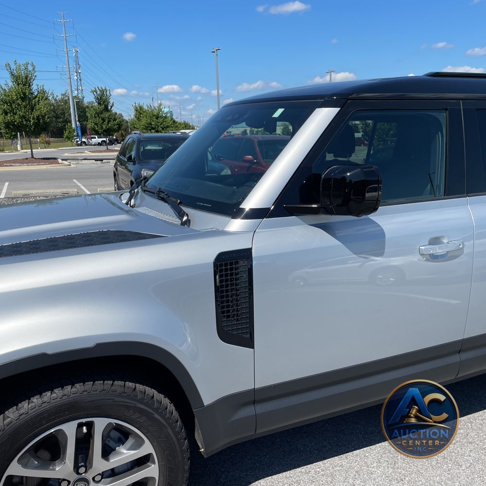 2024 Land Rover Defender 110 P400 S