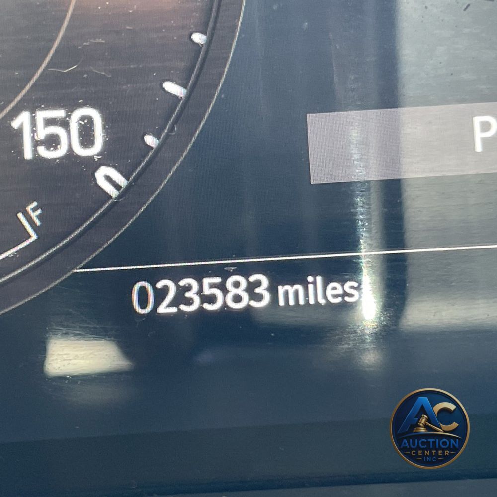 2024 Land Rover Defender 110 P400 S