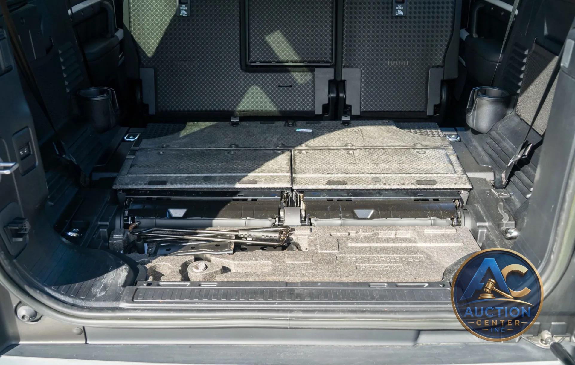 2023 Land Rover Defender 110 S