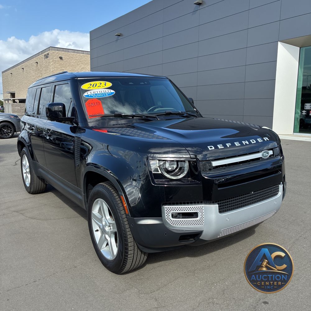 2023 Land Rover Defender 110 SE