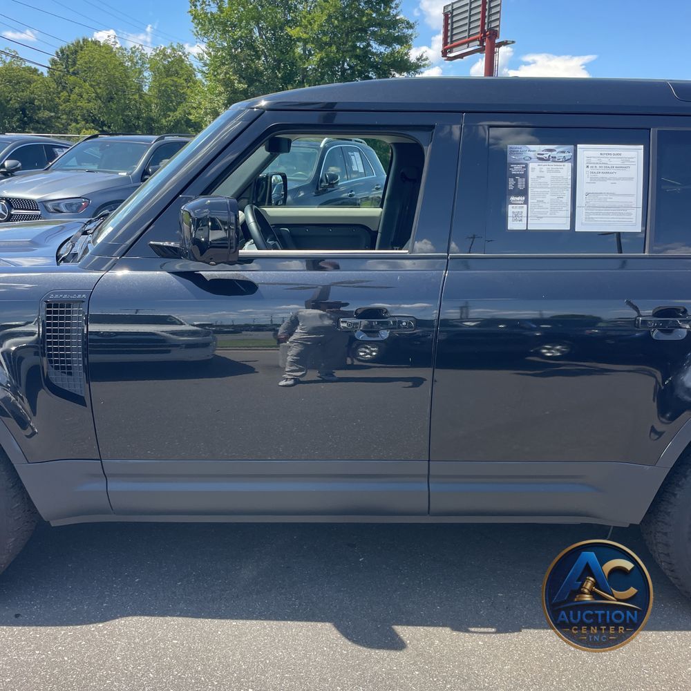 2024 Land Rover Defender 110 V8 P500 SE
