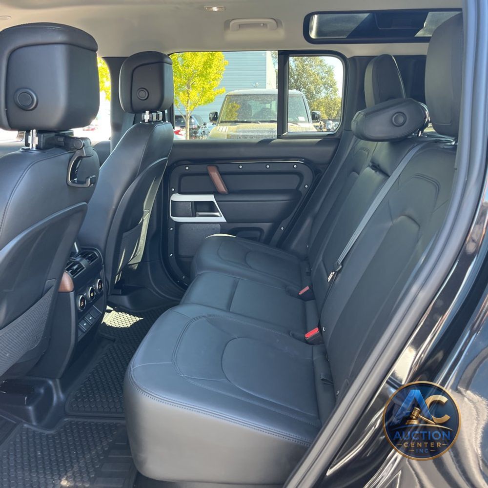 2024 Land Rover Defender 110 V8 P500 SE
