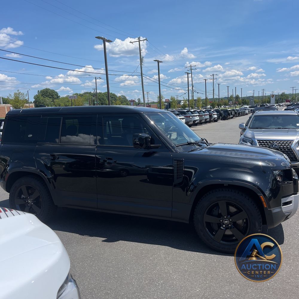 2024 Land Rover Defender 110 V8 P500 SE