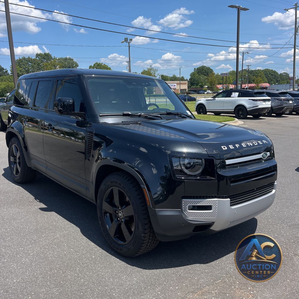2024 Land Rover Defender 110 V8 P500 SE