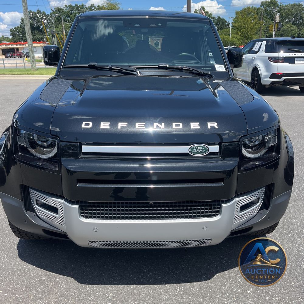 2024 Land Rover Defender 110 V8 P500 SE