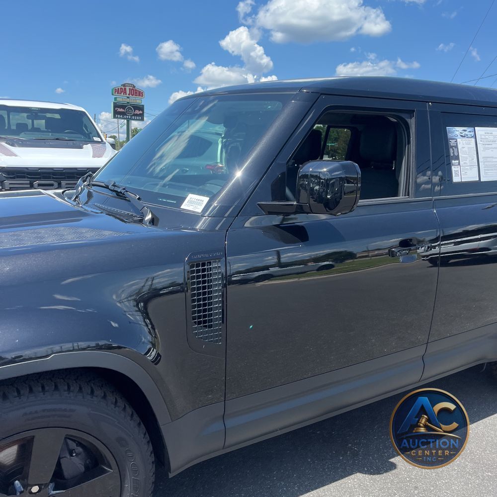 2024 Land Rover Defender 110 V8 P500 SE