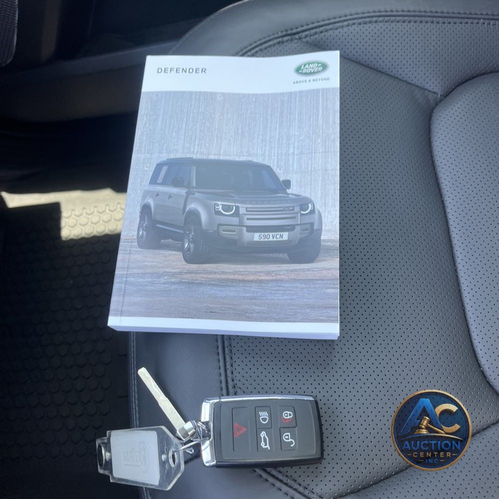 2024 Land Rover Defender 110 V8 P500 SE