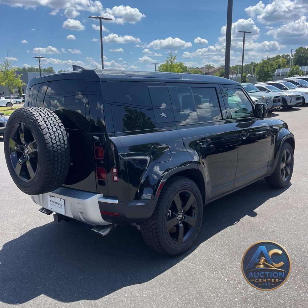 2024 Land Rover Defender 110 V8 P500 SE