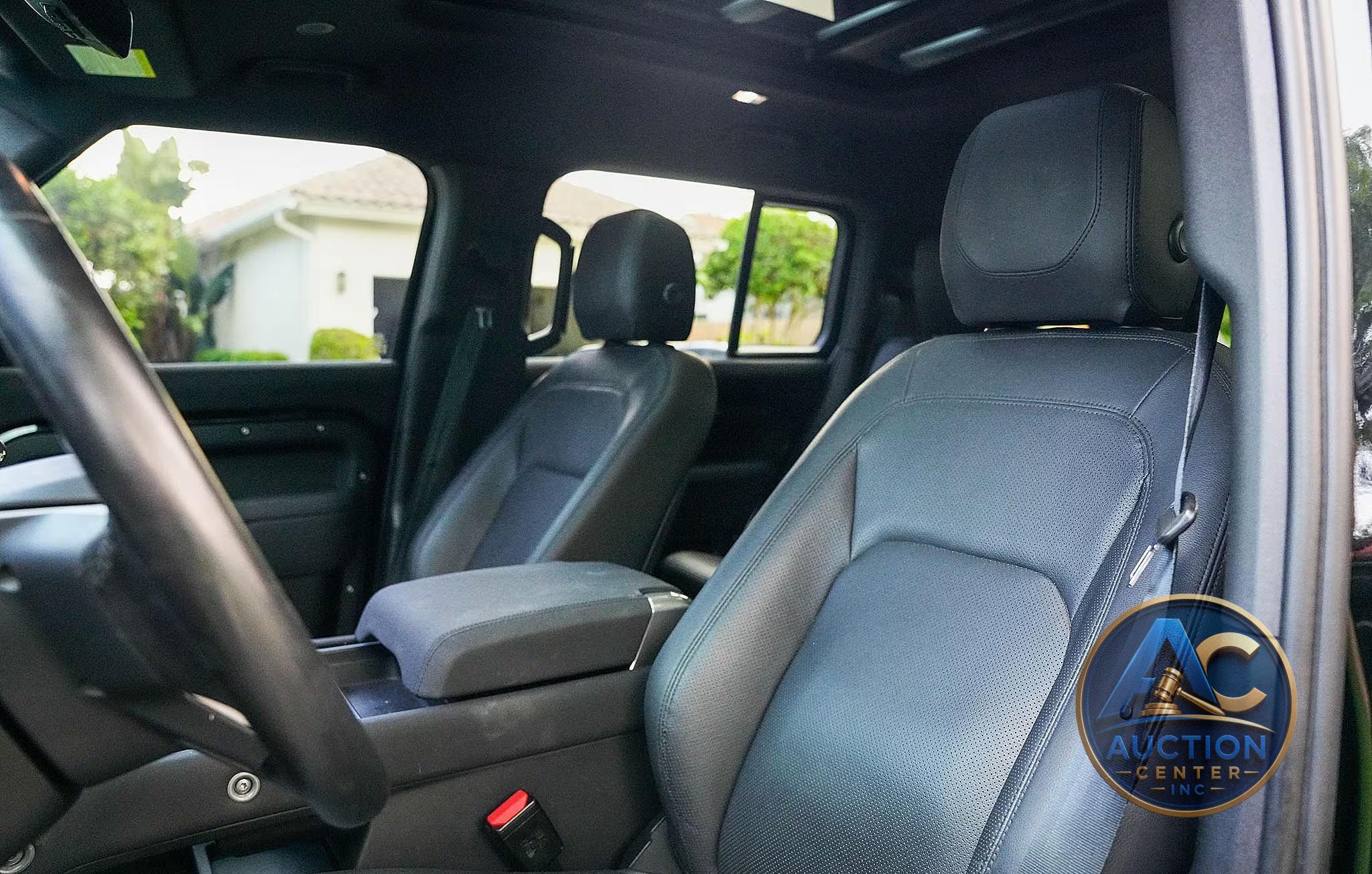 2023 Land Rover Defender 130 SE Trophy Edition