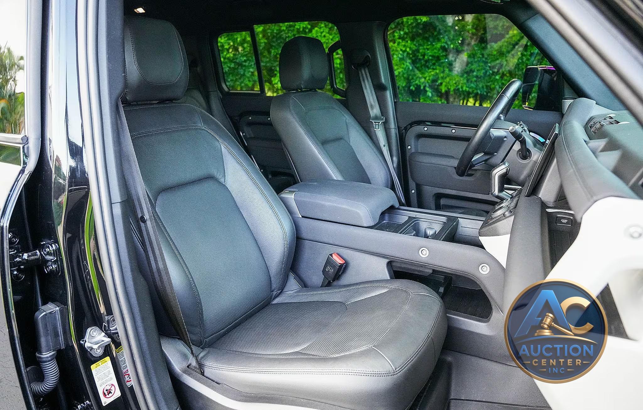 2023 Land Rover Defender 130 SE Trophy Edition