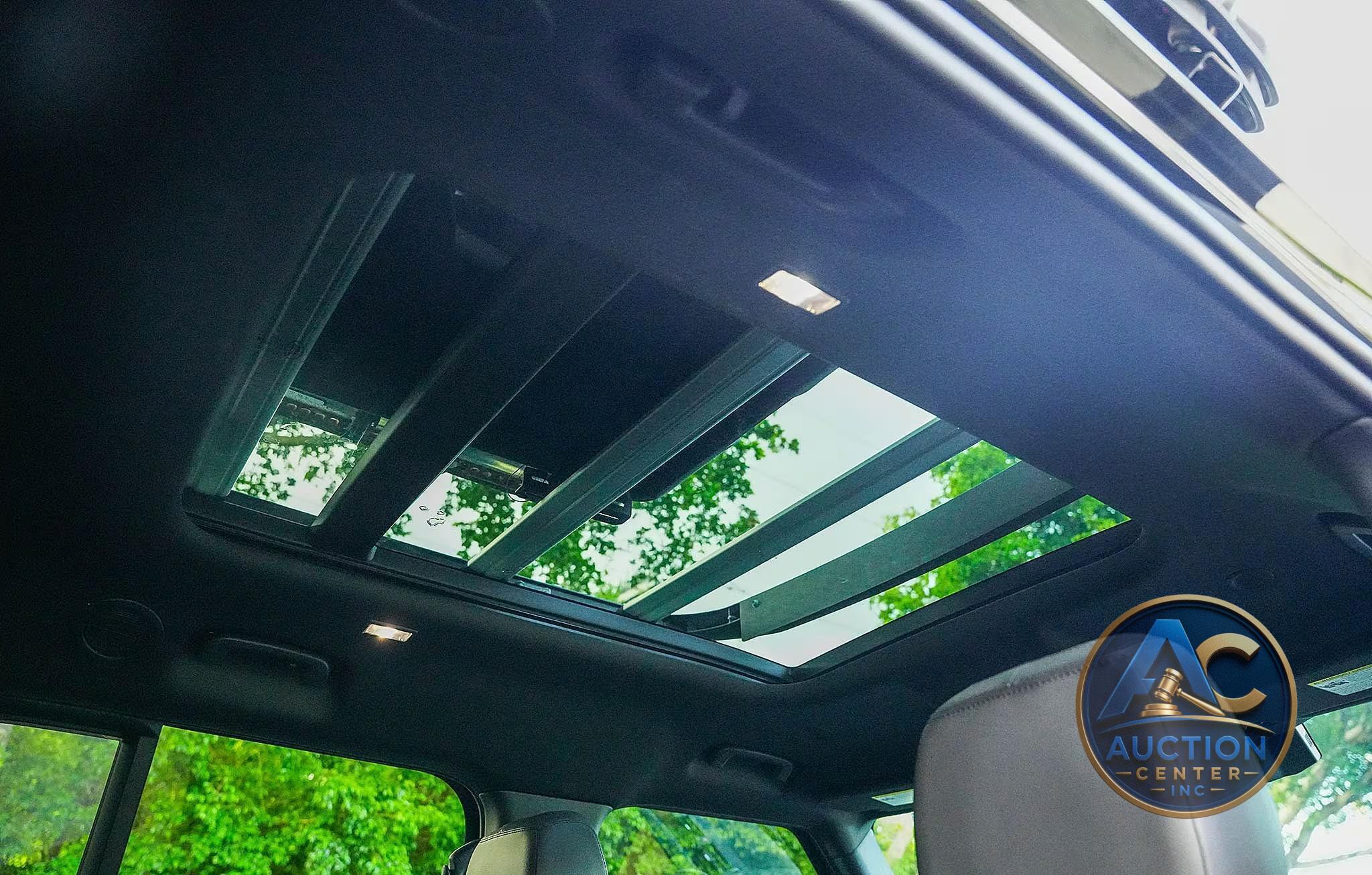 2023 Land Rover Defender 130 SE Trophy Edition