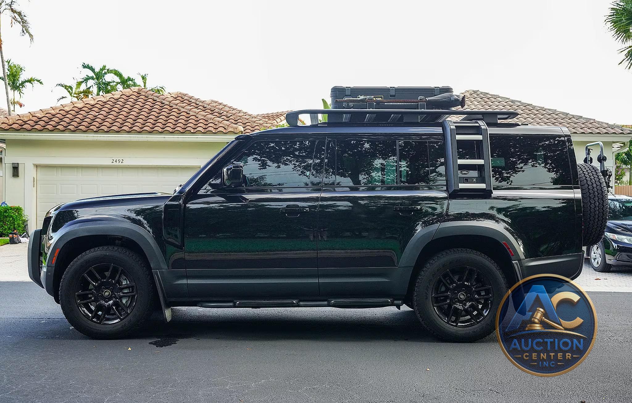 2023 Land Rover Defender 130 SE Trophy Edition