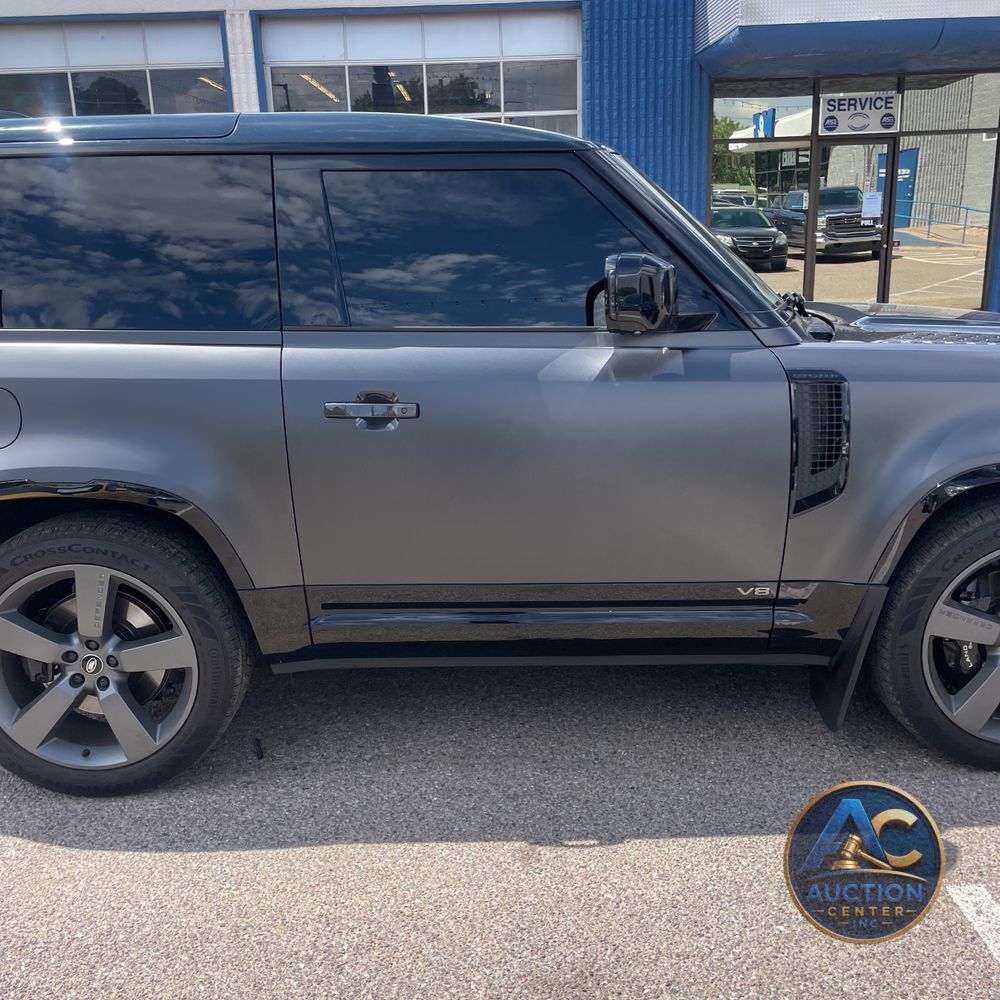 2024 Land Rover Defender 90 V8 Carpathian Edition