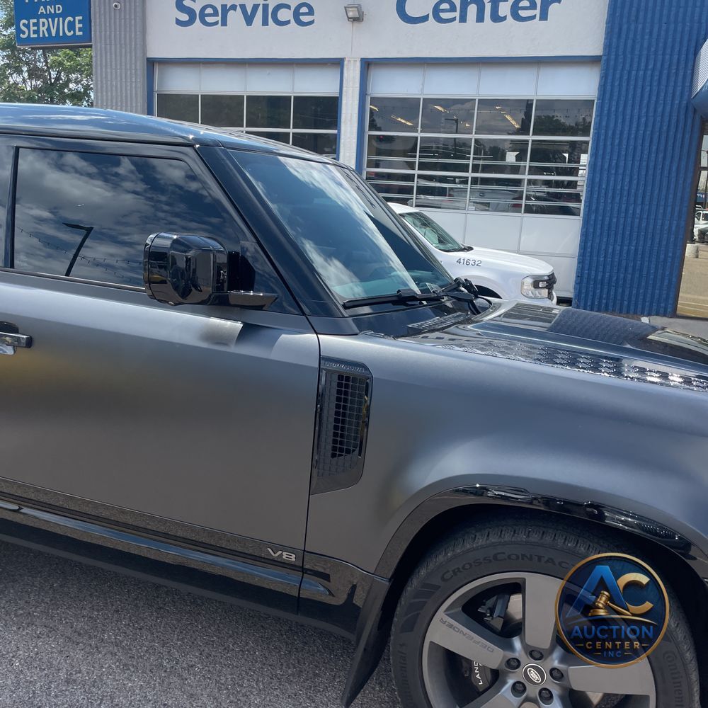 2024 Land Rover Defender 90 V8 Carpathian Edition