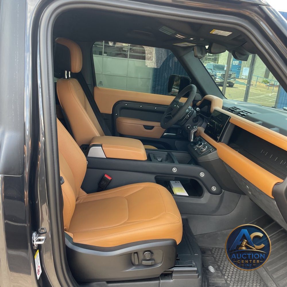 2024 Land Rover Defender 90 V8 Carpathian Edition