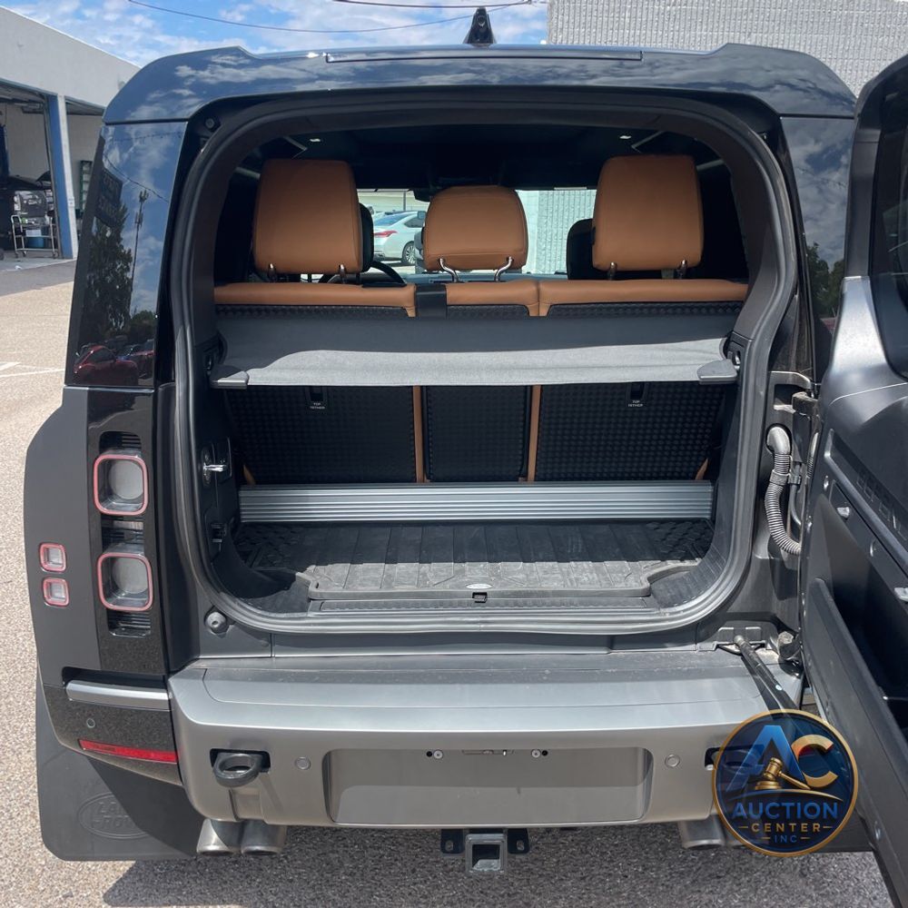 2024 Land Rover Defender 90 V8 Carpathian Edition