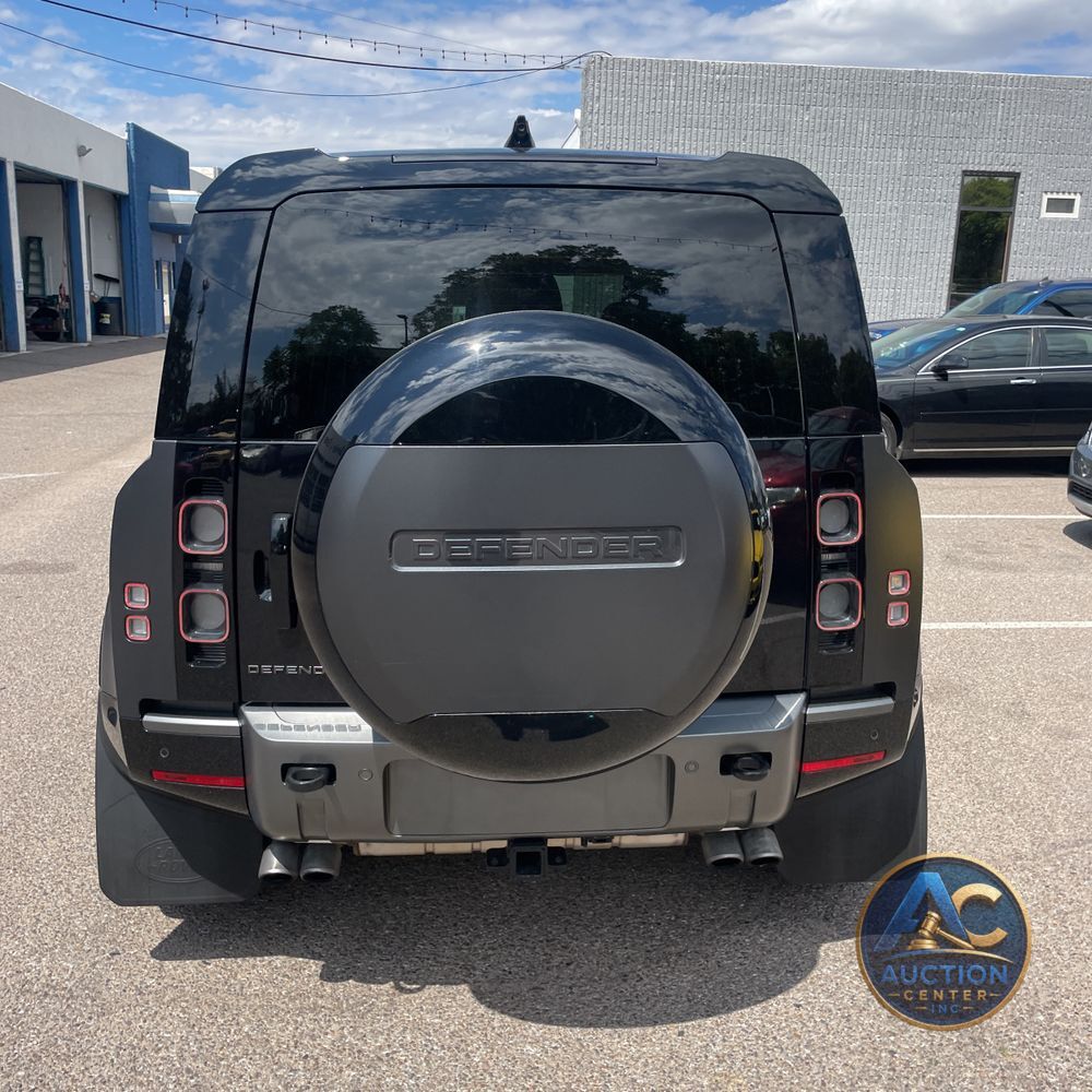 2024 Land Rover Defender 90 V8 Carpathian Edition