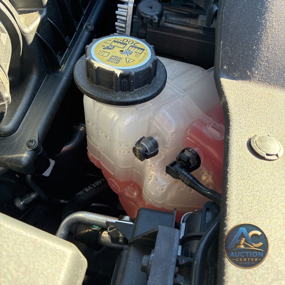 2024 Land Rover Defender 90 Carp Ed V8 P525