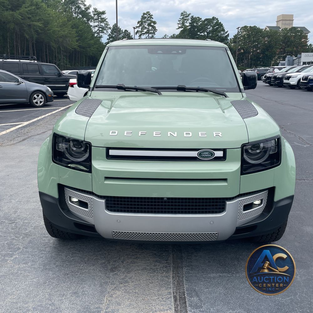 2023 Land Rover Defender 110 Standard